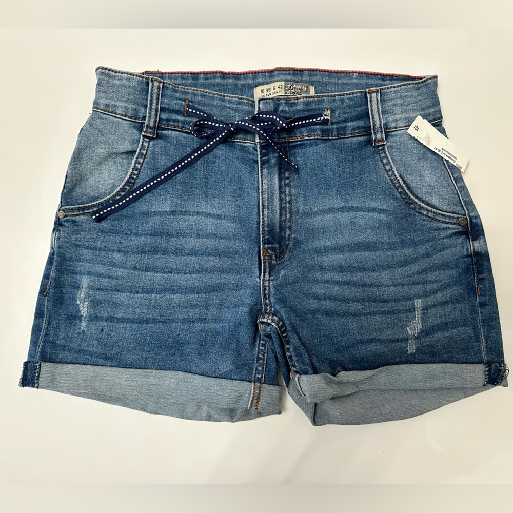 NWOT Denim Co Distressed Roll hem shorts 6